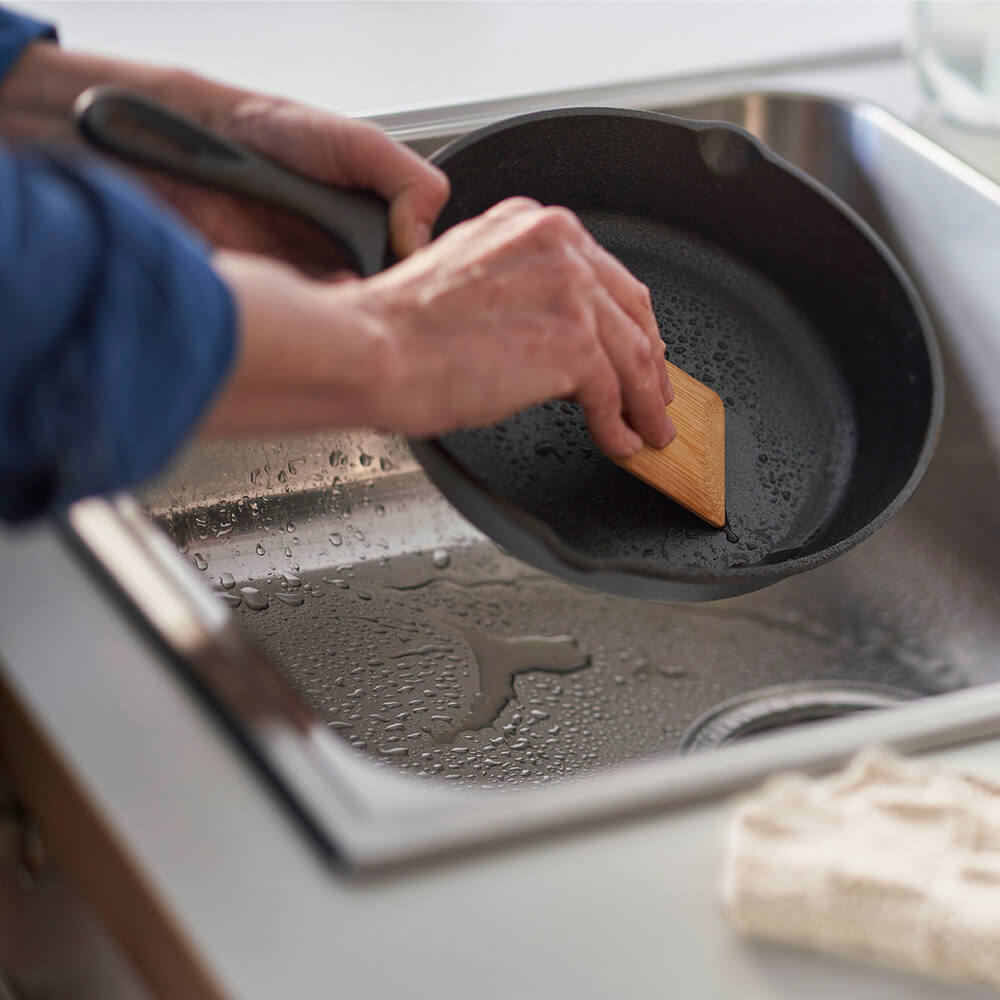 Bamboo Pots & Pans Scraper
