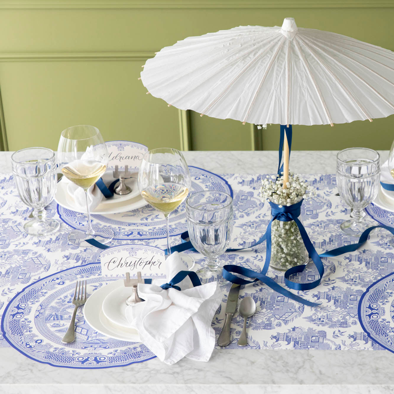 Blue Willow Runner