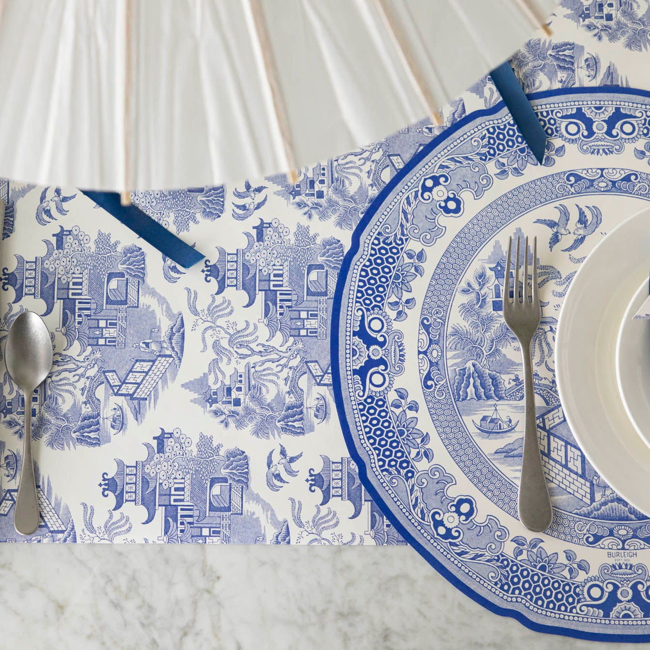 Blue Willow Runner