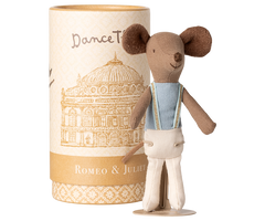 Ballet dancer mouse, Big brother